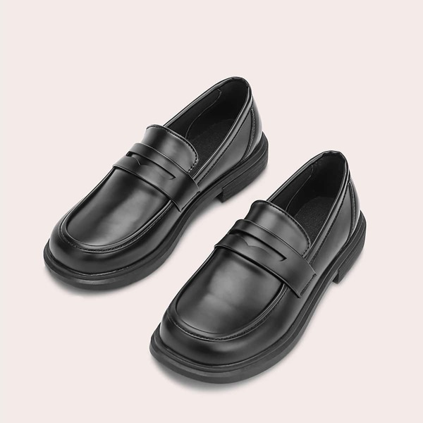 

Минималистские лоферы, Чёрный