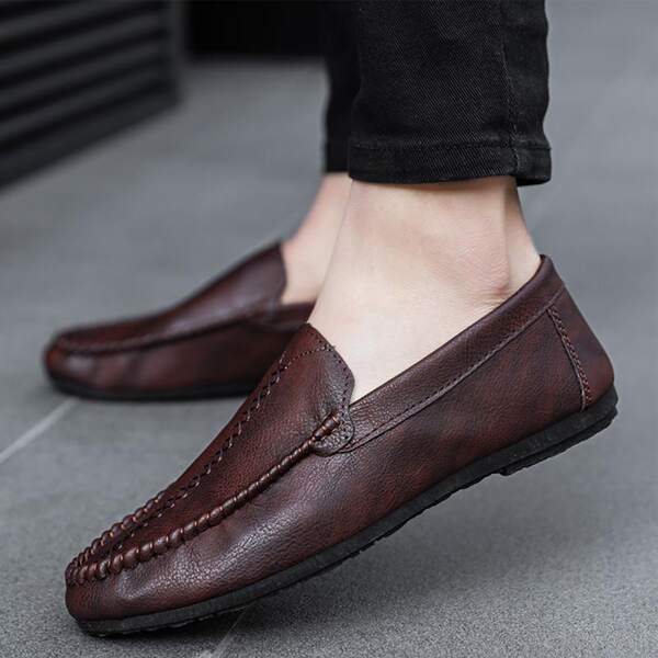 

Men Minimalist Stitch Trim Loafers, Brown