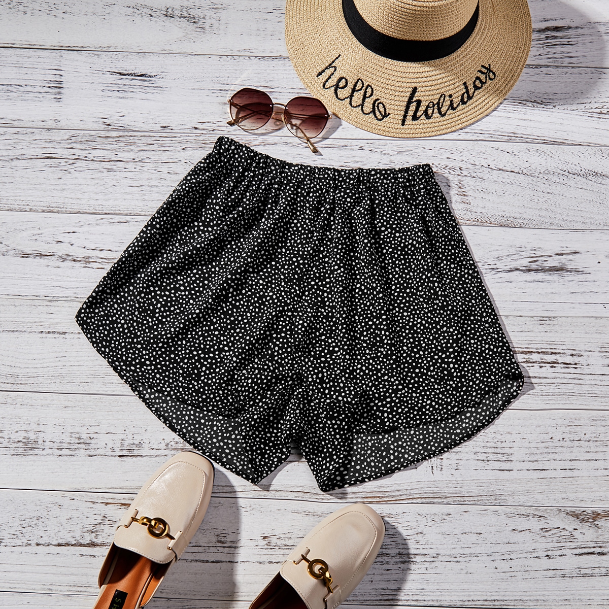 Image of Allover Print Wide Leg Shorts