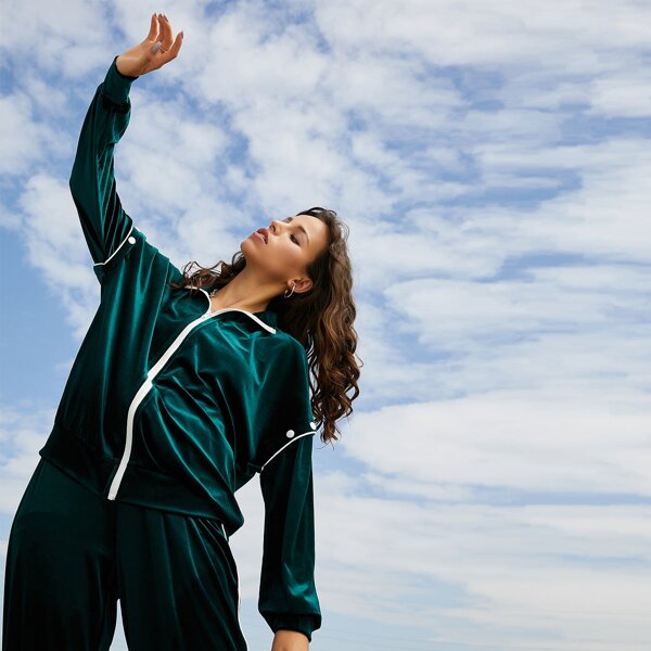 

Zip Up Velvet Jacket & Tape Panel Sweatpants Set, Dark green