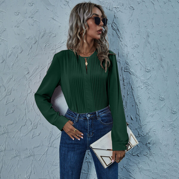 

Plicated Keyhole Front Solid Blouse, Green