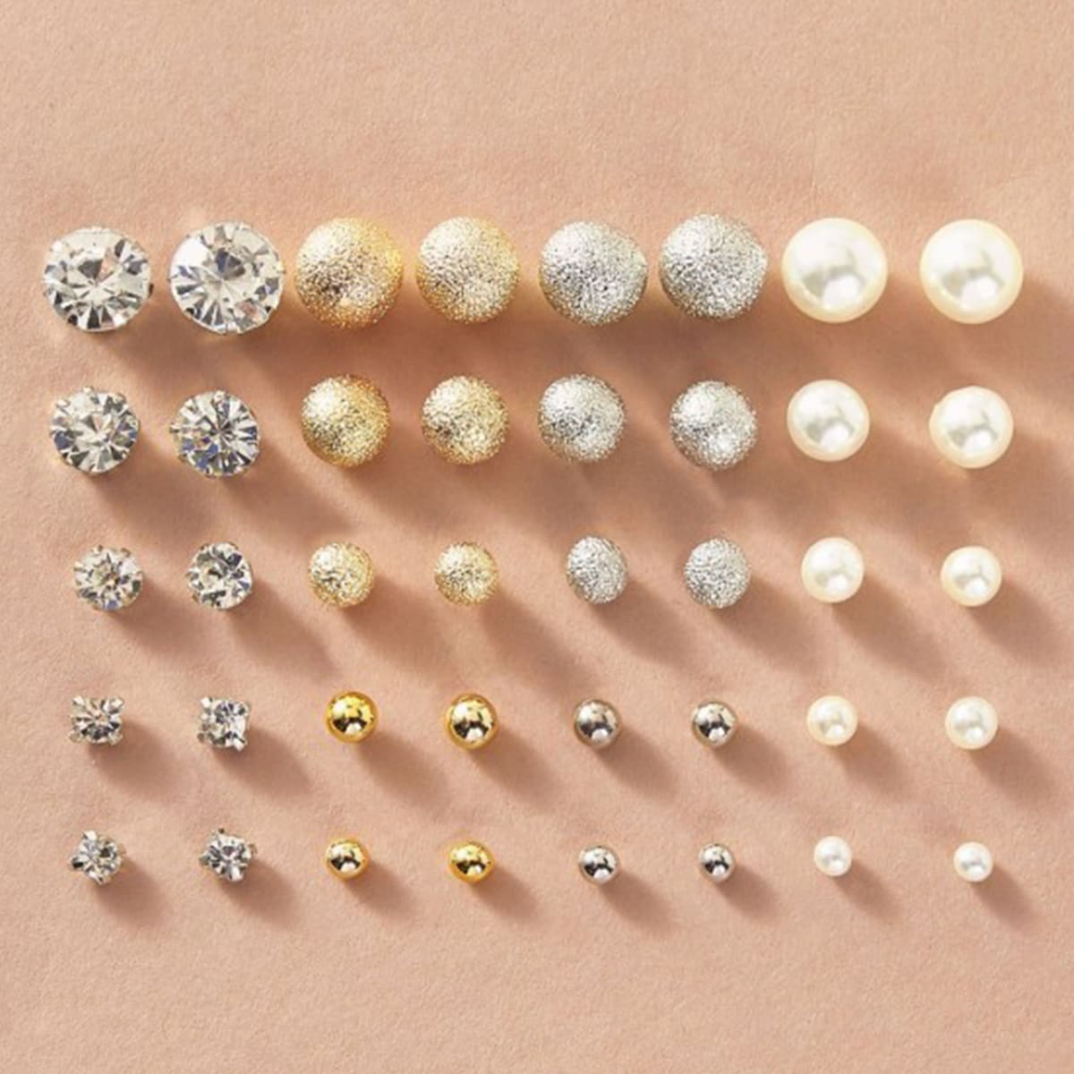 

20pcs Rhinestone Stud Earrings, White