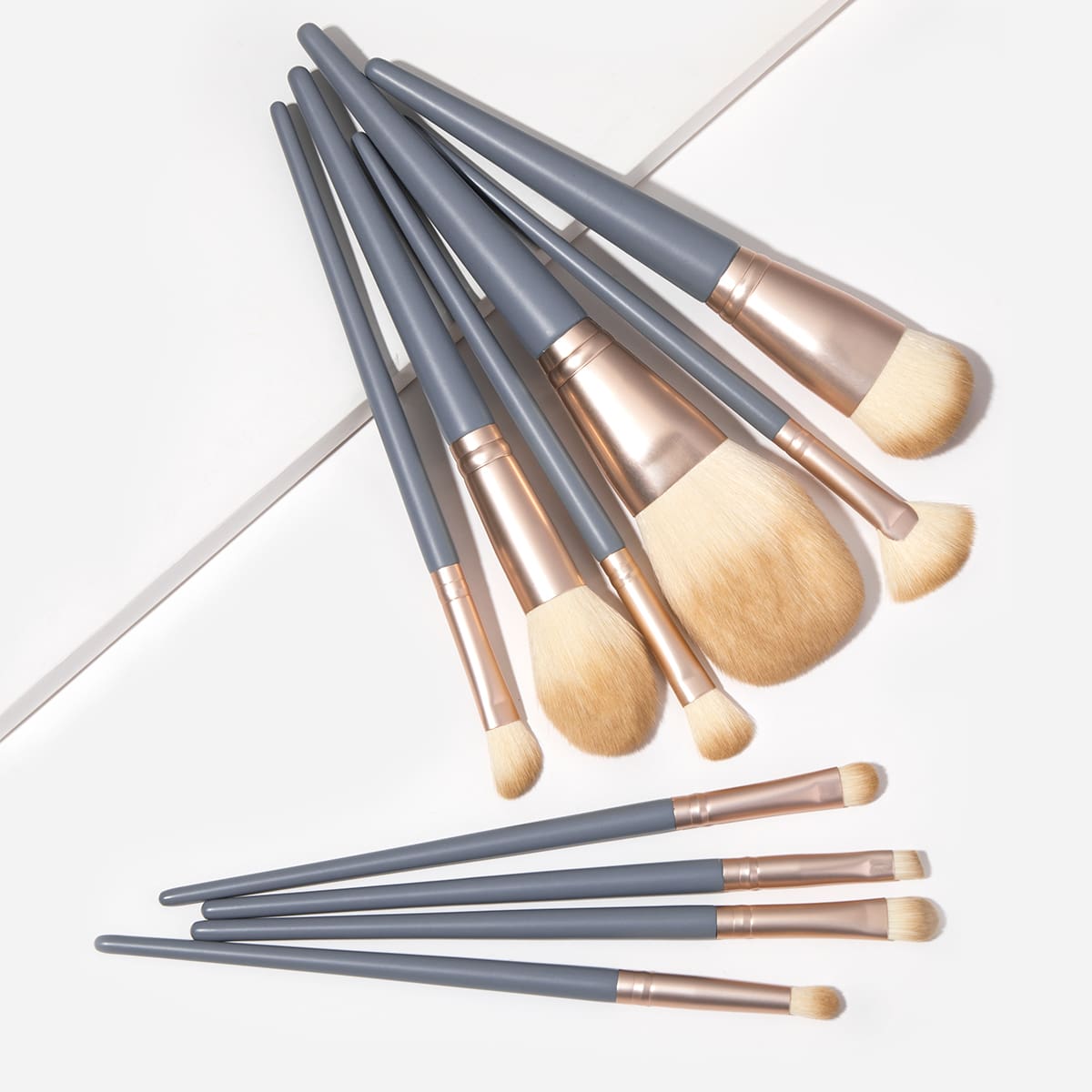 

10pcs Makeup Brush Set, Light grey