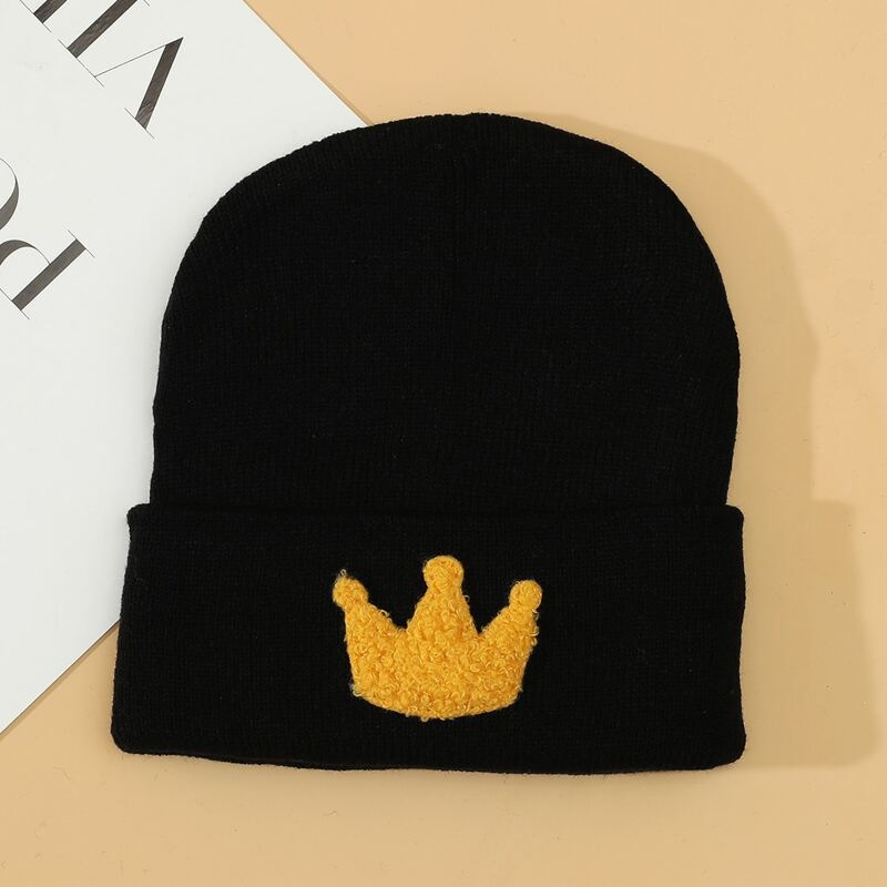 

Crown Graphic Knitted Beanie, Black