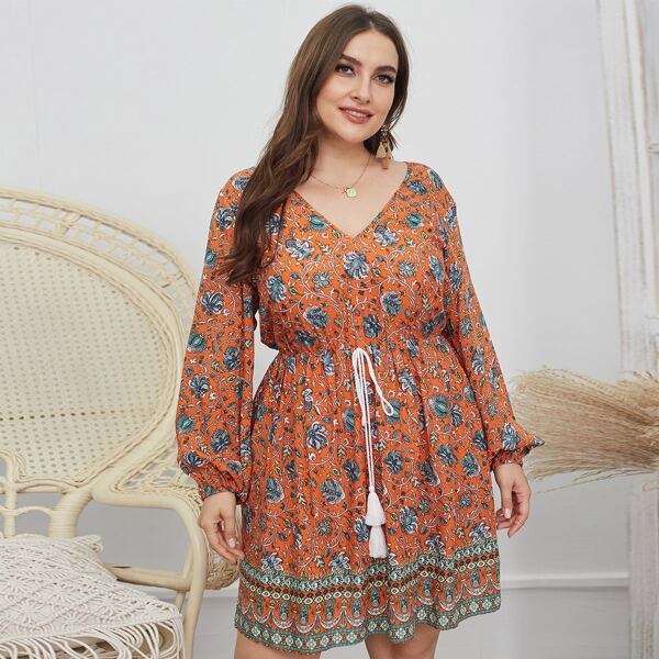 

Plus Knot Waist Allover Floral Dress, Multicolor