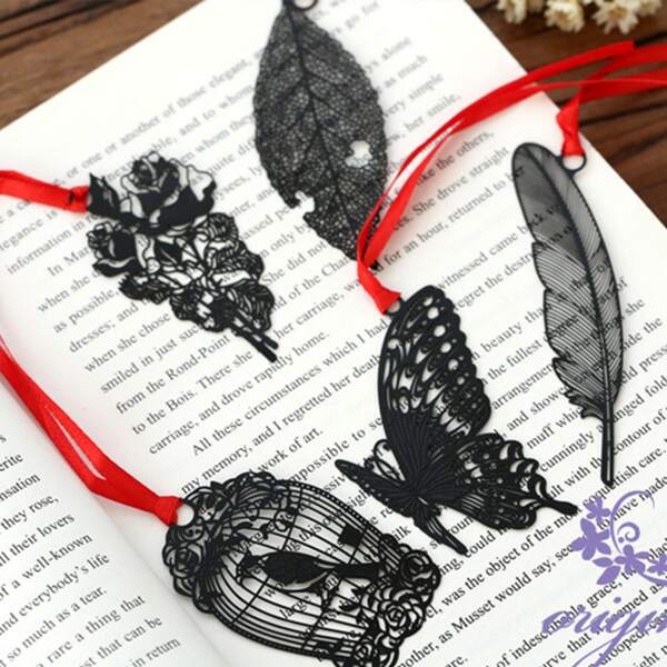 

1pc Random Metal Hollow Bookmark, Black