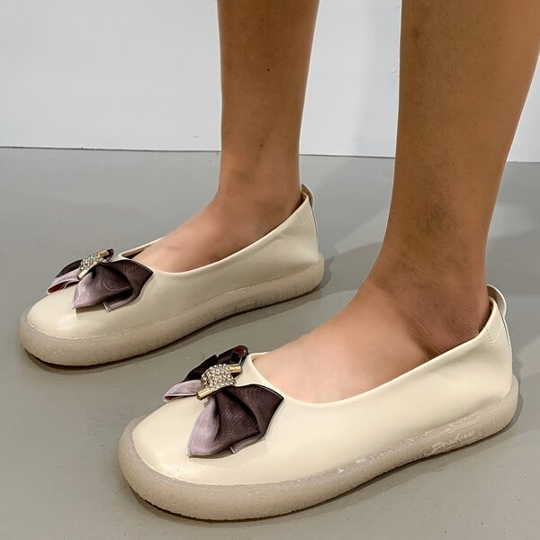 

Bow Decor Rhinestone Detail Flats, Beige
