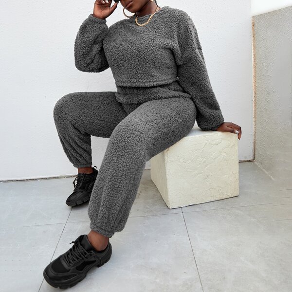 

Plus Drop Shoulder Teddy Pullover & Sweatpants Set, Grey