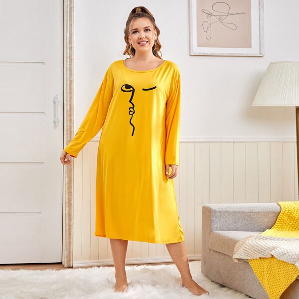 

Plus Figure Graphic Night Dress, Yellow bright
