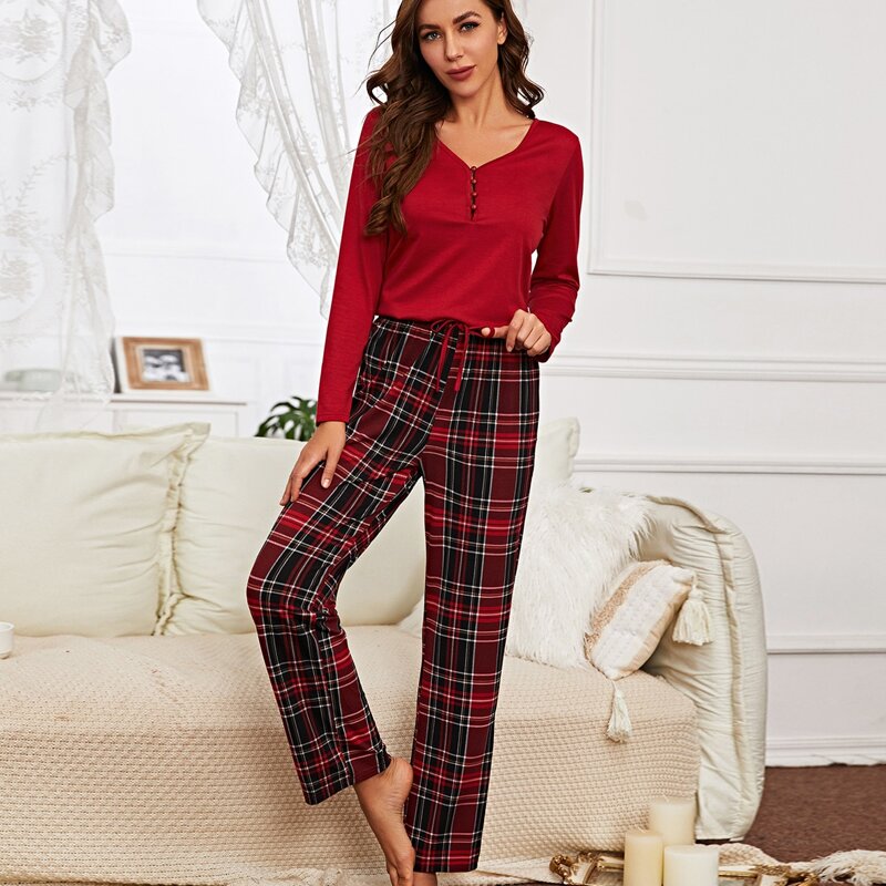 

Solid Tee With Tartan Print Pants Pajama Set, Multicolor