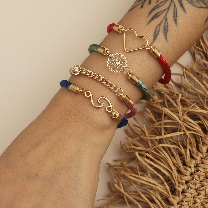 

4pcs Heart & Floral Braided Bracelet, Multicolor