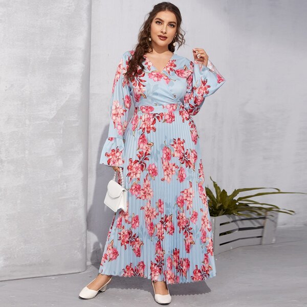 

Plus Floral Print Pleated Hem Maxi Dress, Baby blue