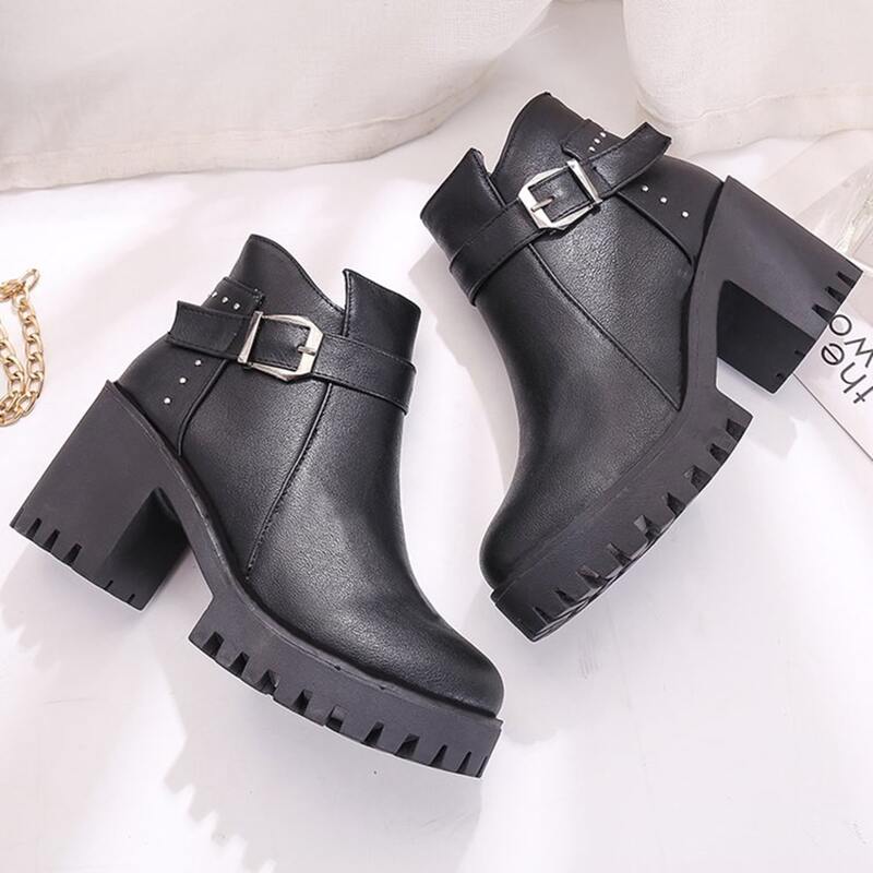 

Buckle Decor Chunky Heeled Ankle Boots, Black