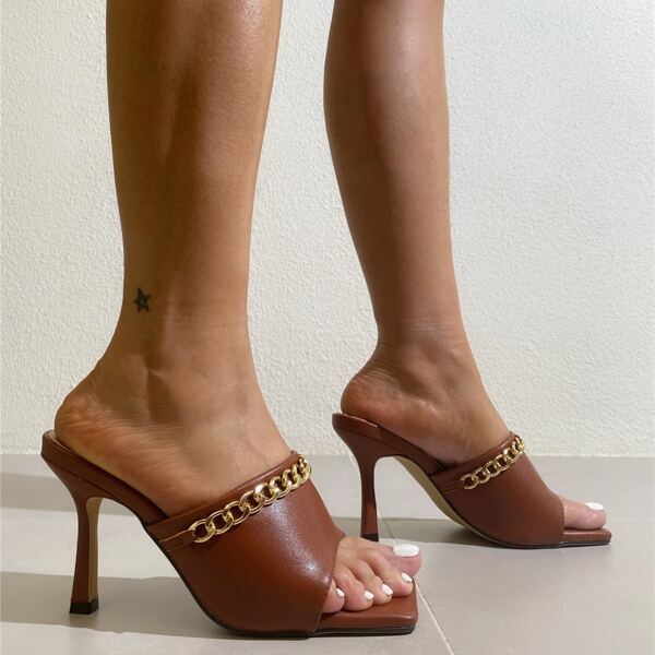 

Chain Decor Open Toe Mules, Rust brown