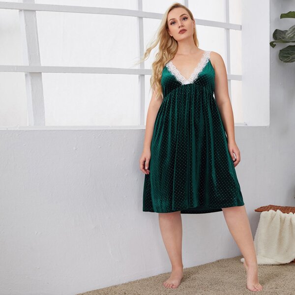 

Plus Contrast Lace Glitter Velvet Slip Nightdress, Dark green