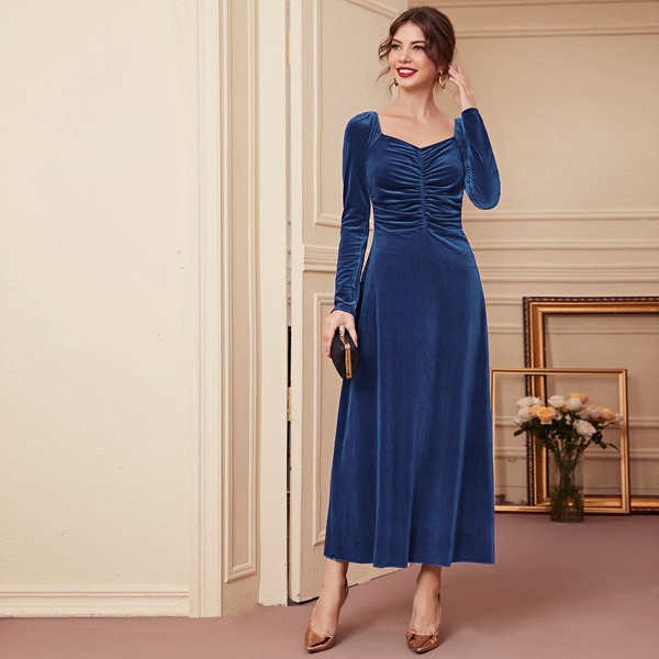 

Ruched Front Sweetheart Neck Velvet Dress, Blue
