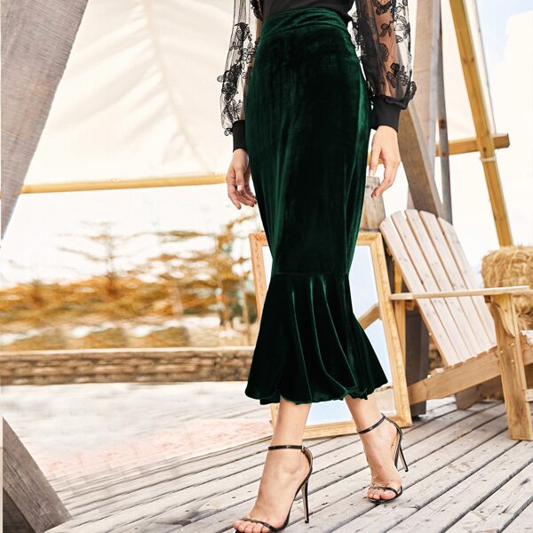 

Velvet Ruffle Hem Mermaid Skirt, Dark green