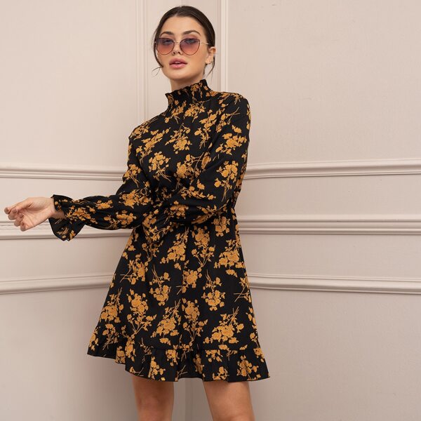 

Stand Collar Floral Print Shirred Dress, Multicolor