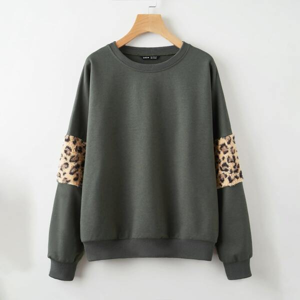 

Leopard Panel Oversized Sweatshirt, Army green