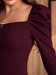 SHEIN Privé 羊腿袖紐扣緊身T恤 - 紫紅色 - 查看 3