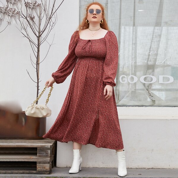 

Plus Square Neck Ditsy Floral Shirred Dress, Burgundy