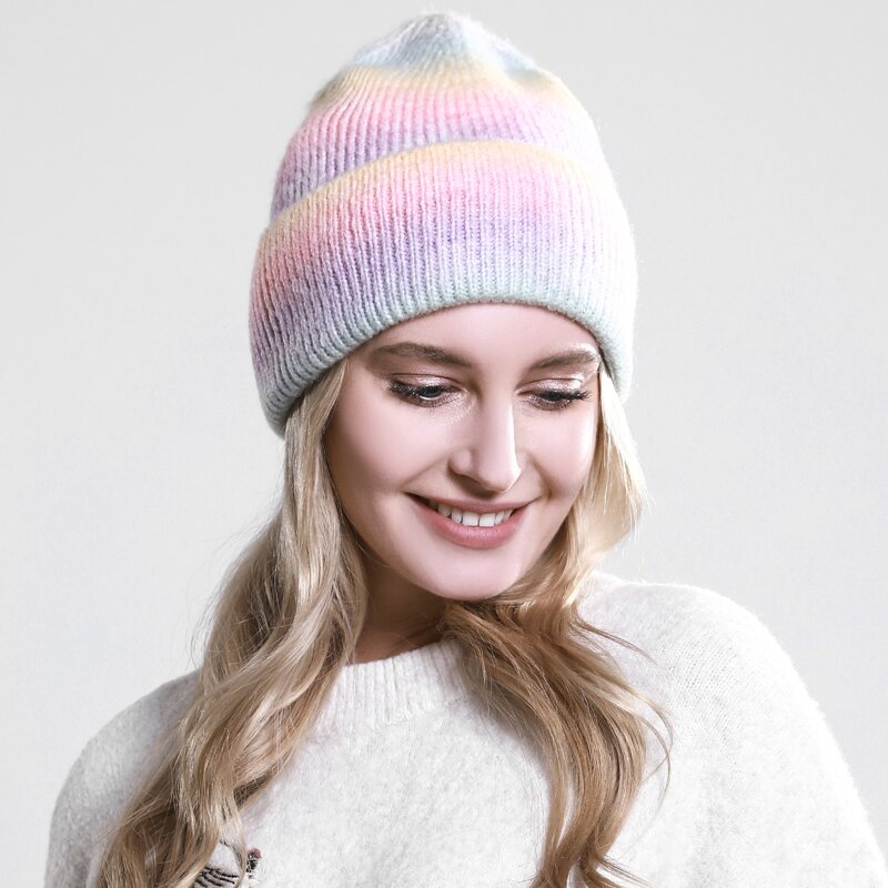 

Ombre Pattern Beanie, Multicolor