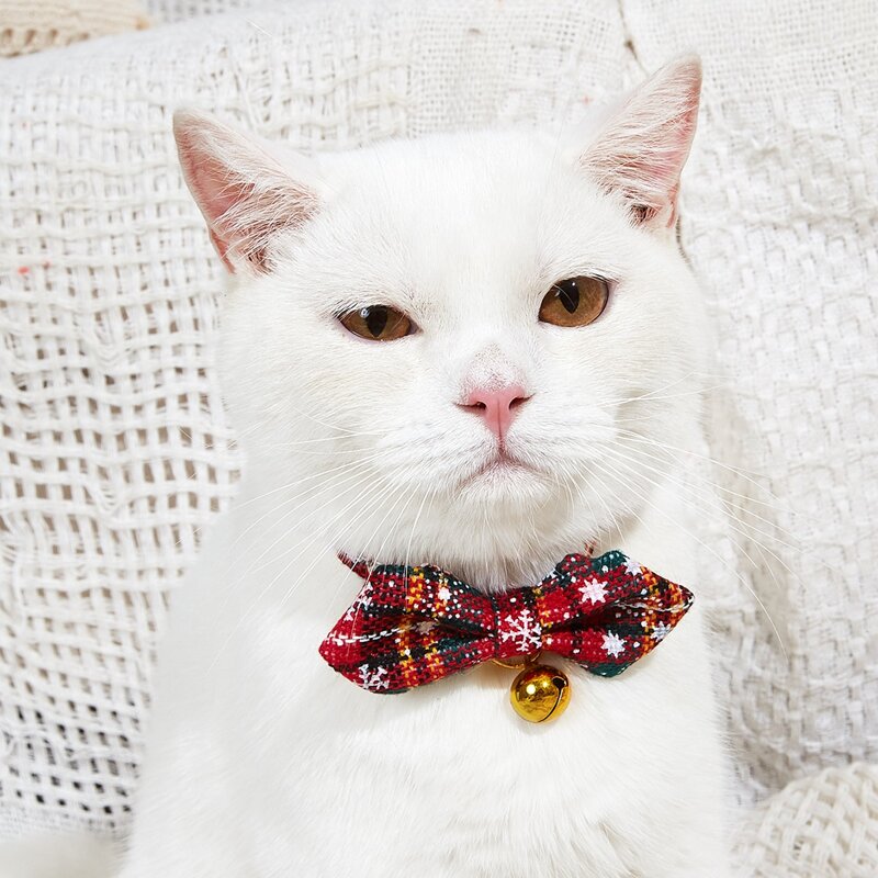 

Christmas Plaid Cat Bow Tie, Red