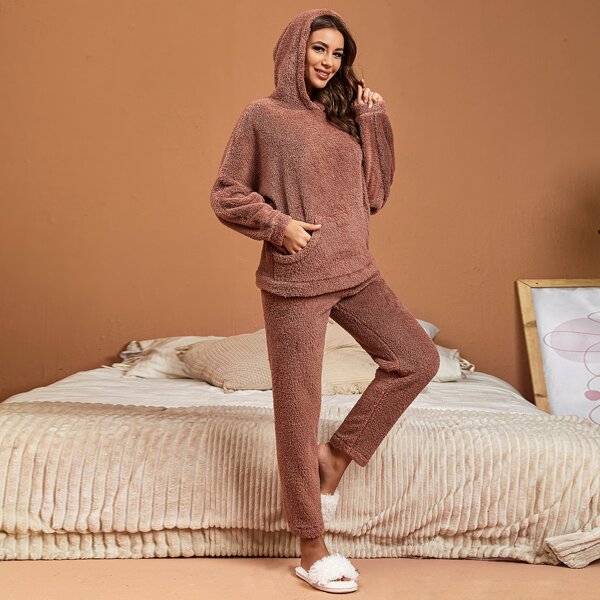 

Kangaroo Pocket Flannel Hooded Lounge Set, Redwood