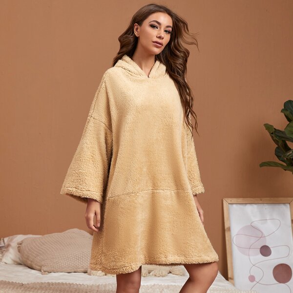 

Drop Shoulder Flannel Hooded Night Dress, Apricot