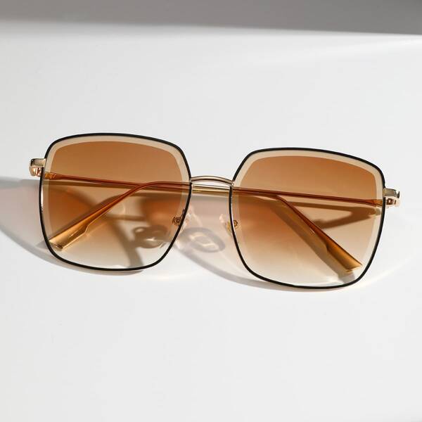 

Metal Frame Sunglasses