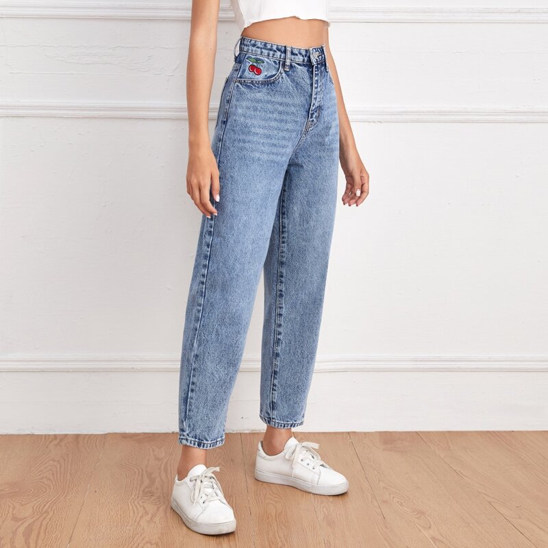 

High Waist Embroidered Cherry Mom Jeans, Light wash