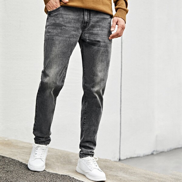 

Men Pocket Carrot Jeans, Grey