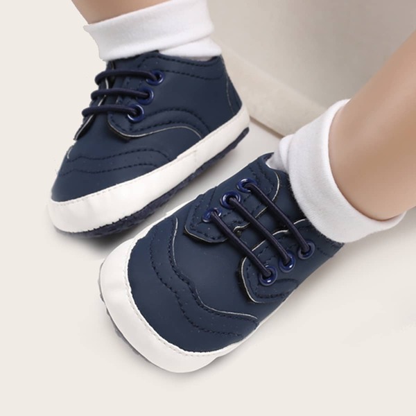 

Baby Boy Stitch Detail Wide Fit Sneakers, Navy blue