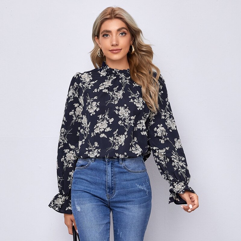 

All Over Floral Print Flounce Sleeve Blouse, Blue and white