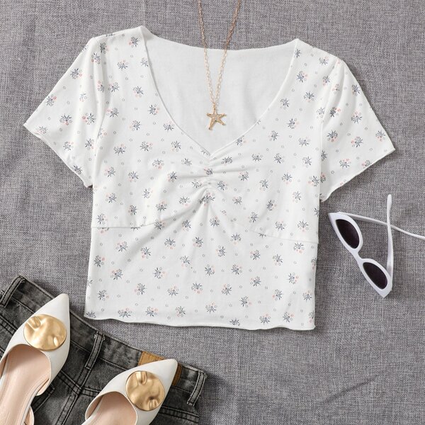 

V-neck Lettuce Trim Tee, White