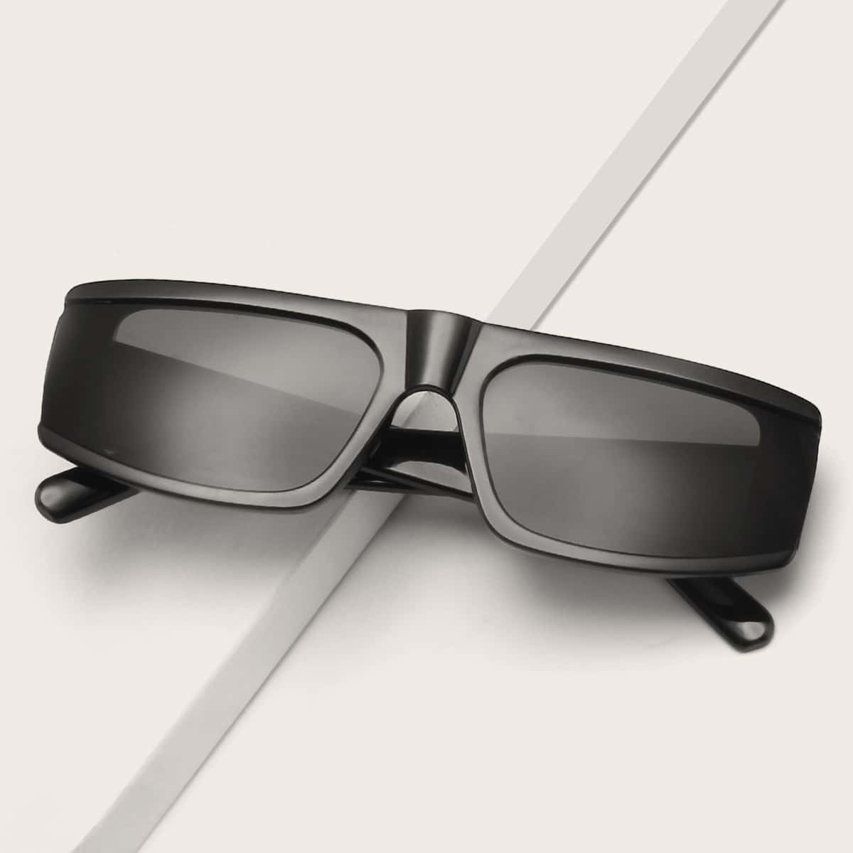 

Tinted Frame Sunglasses, Black