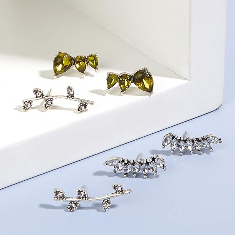 

3pairs Rhinestone Leaf Stud Earrings, Multicolor