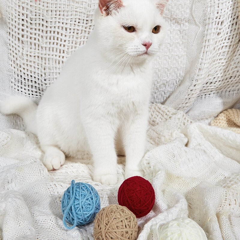 

4pcs Cat Toy Ball, Multicolor