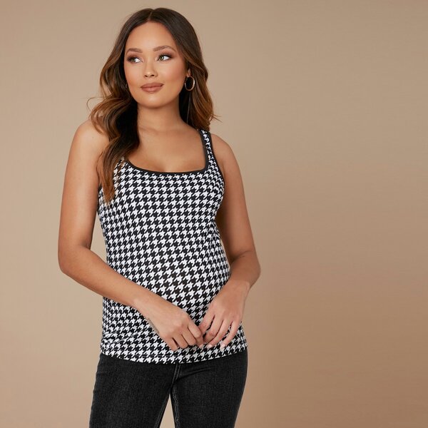 

Maternity Houndstooth Scoop Neck Tank Top, Black and white