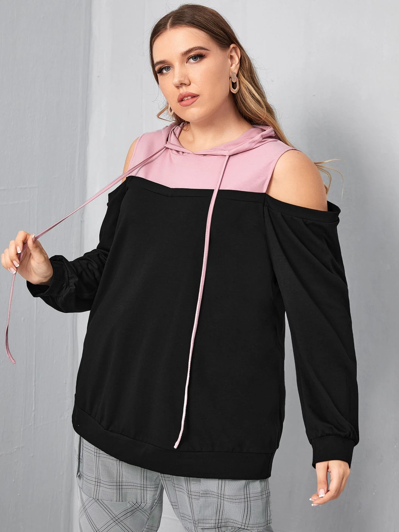 plus size cold shoulder hoodie