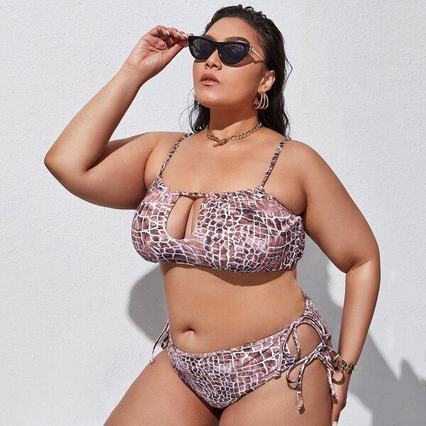 

Plus Stone Pattern Cut-out Bikini Swimsuit, Multicolor