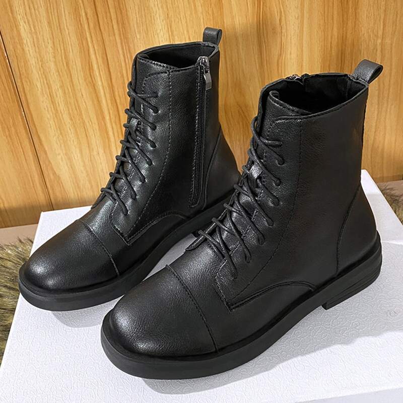 

Cap Toe Lace-up Combat Boots, Black