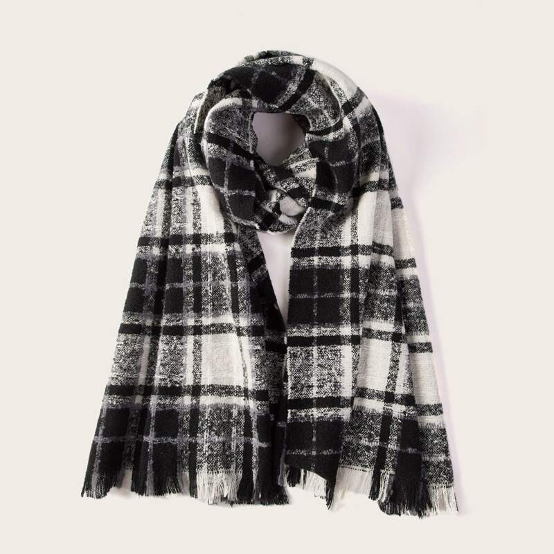 

Plaid Tassel Trim Scarf, Multicolor