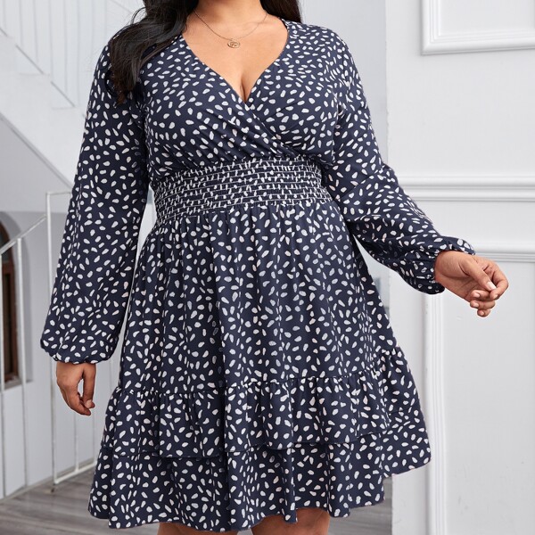 

Plus Surplice Front Shirred Waist Allover Print Dress, Navy blue