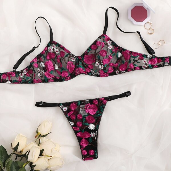 

Embroidered Mesh Underwire Lingerie Set, Hot pink