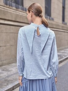 SHEIN Top de rayas drapeado delantero de hombros caídos - Azul y blanco - Ver 2