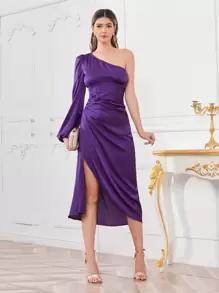 Modelyn 單肩燈籠袖緞面洋裝