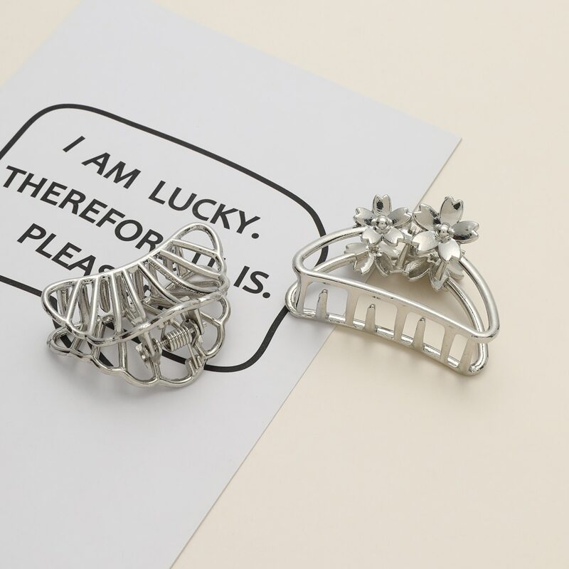 

2pcs Flower Hair Claw, Silver