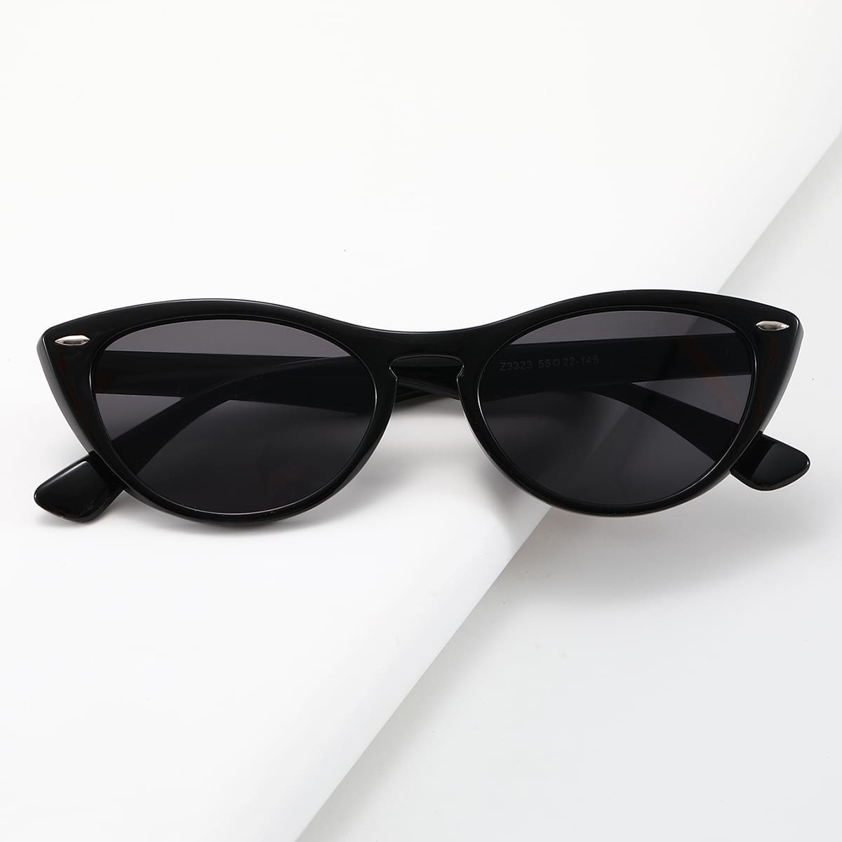

Cat Eye Sunglasses