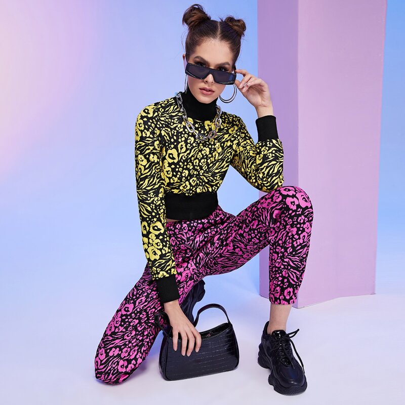 

Allover Print High Neck Wide Hem Pullover & Pants Set, Multicolor